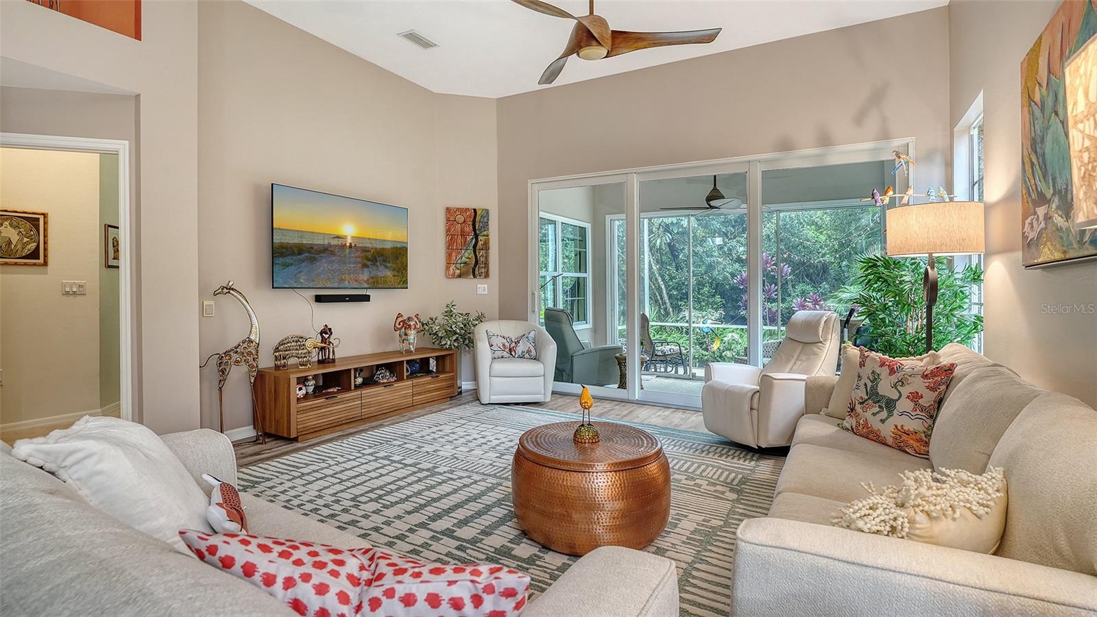 Image 9 of 72 For 7622 Whitebridge Glen