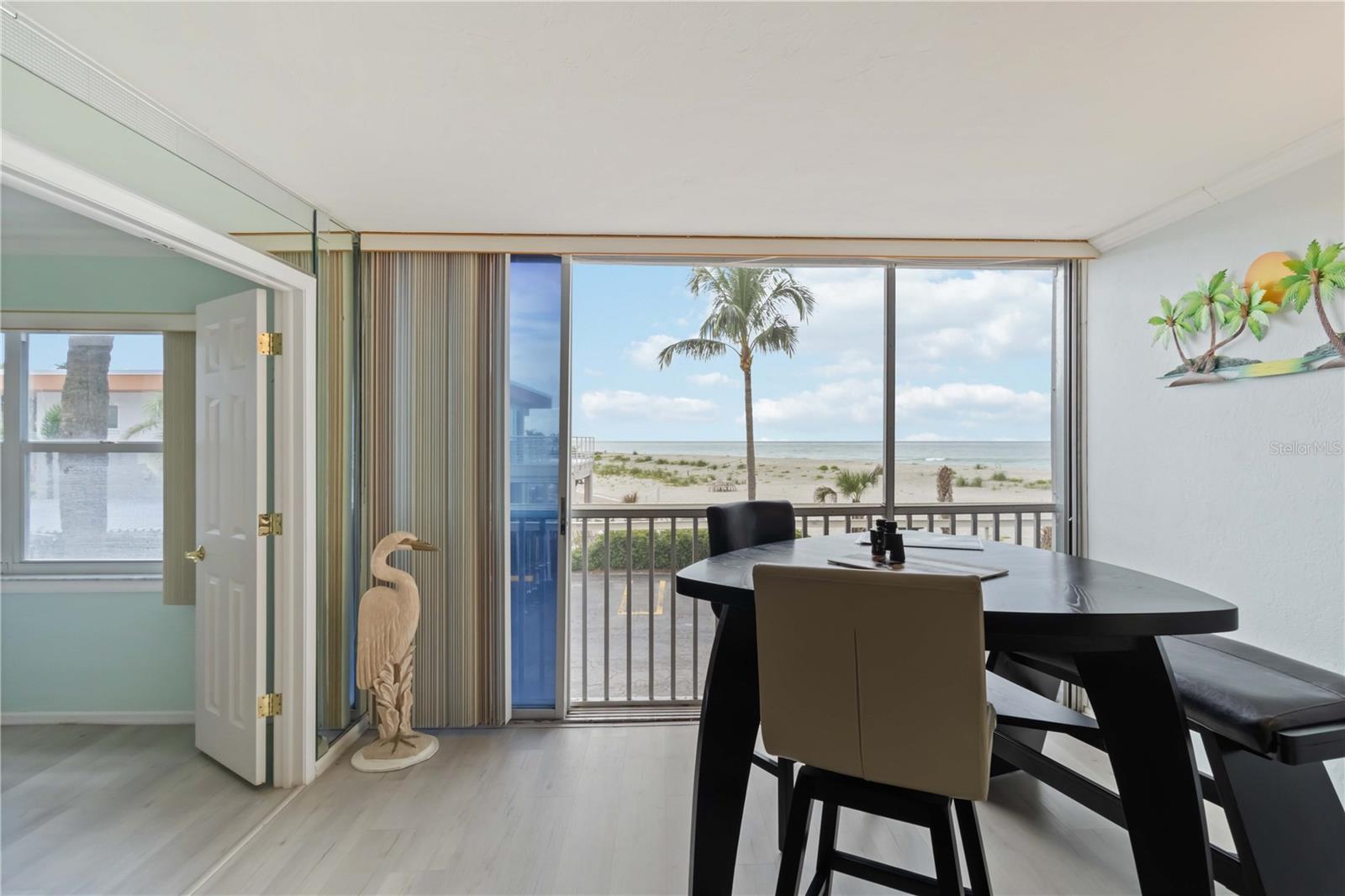 Image 15 of 69 For 1400 Tarpon Center Drive 204