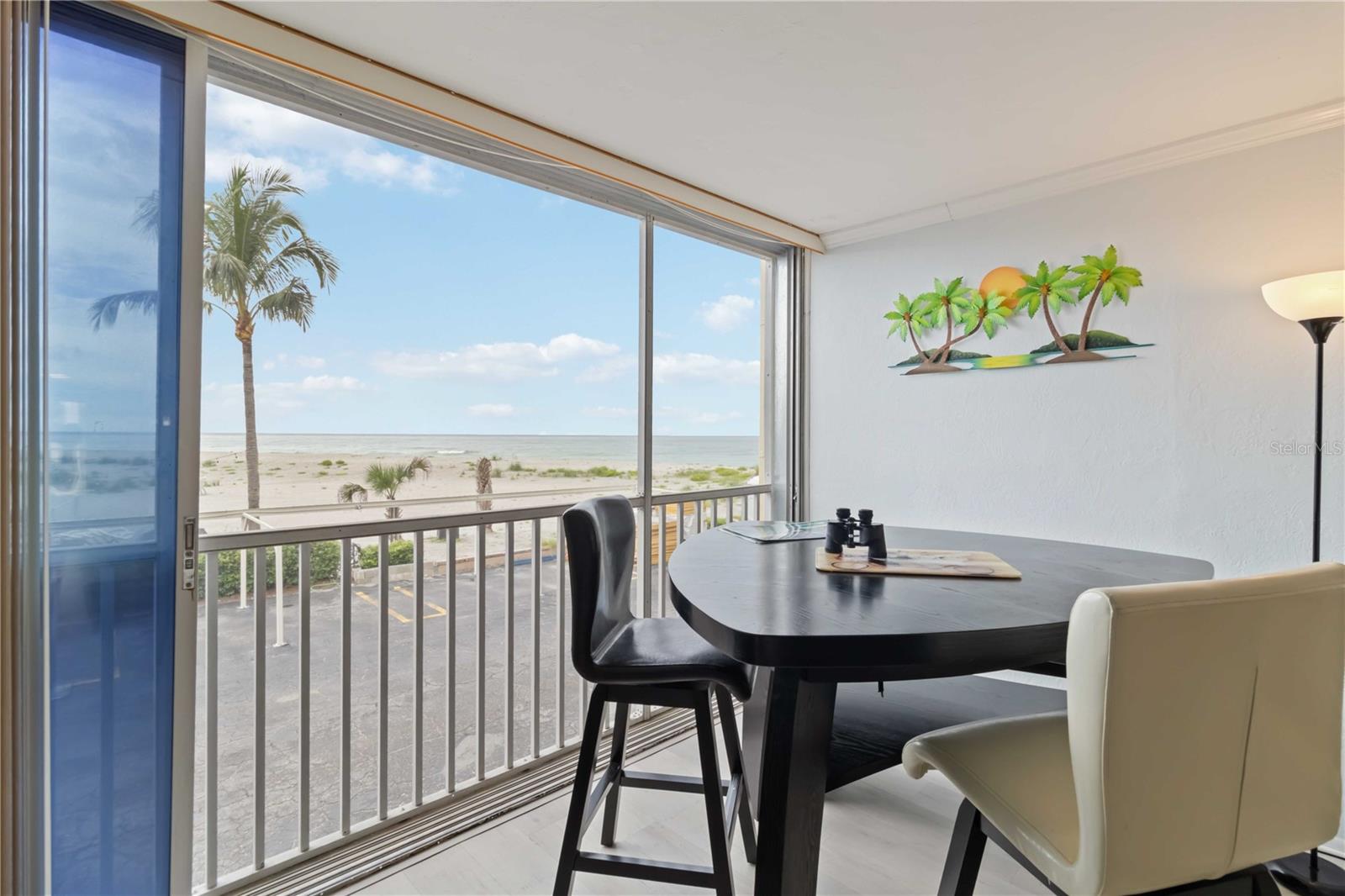 Image 16 of 69 For 1400 Tarpon Center Drive 204