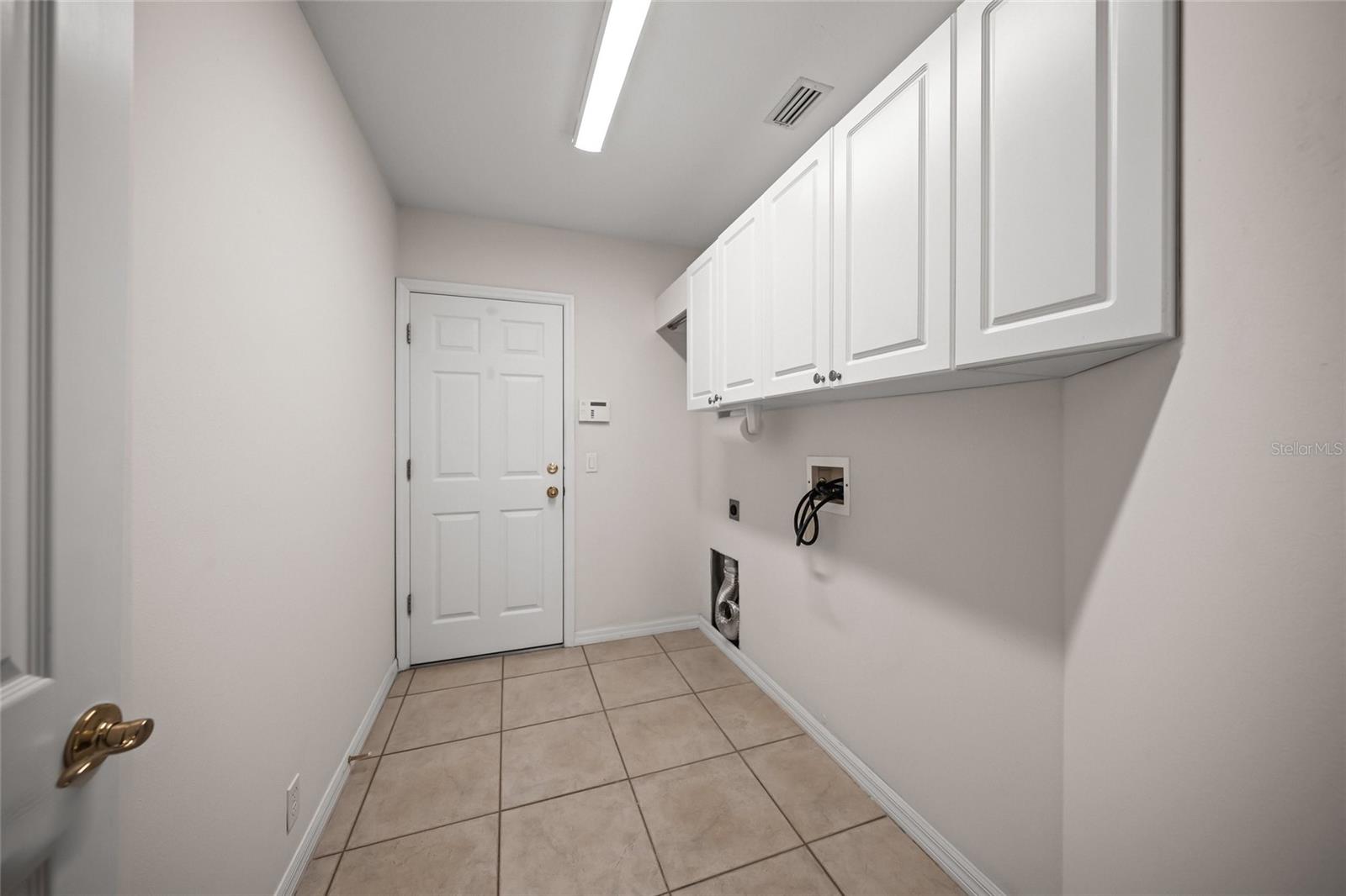 Image 28 of 54 For 4520 Blue Marlin Drive
