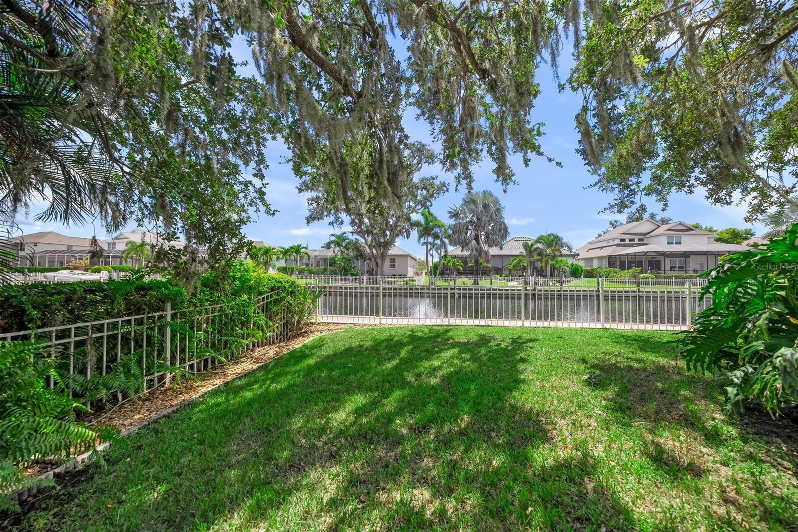 Image 38 of 54 For 4520 Blue Marlin Drive