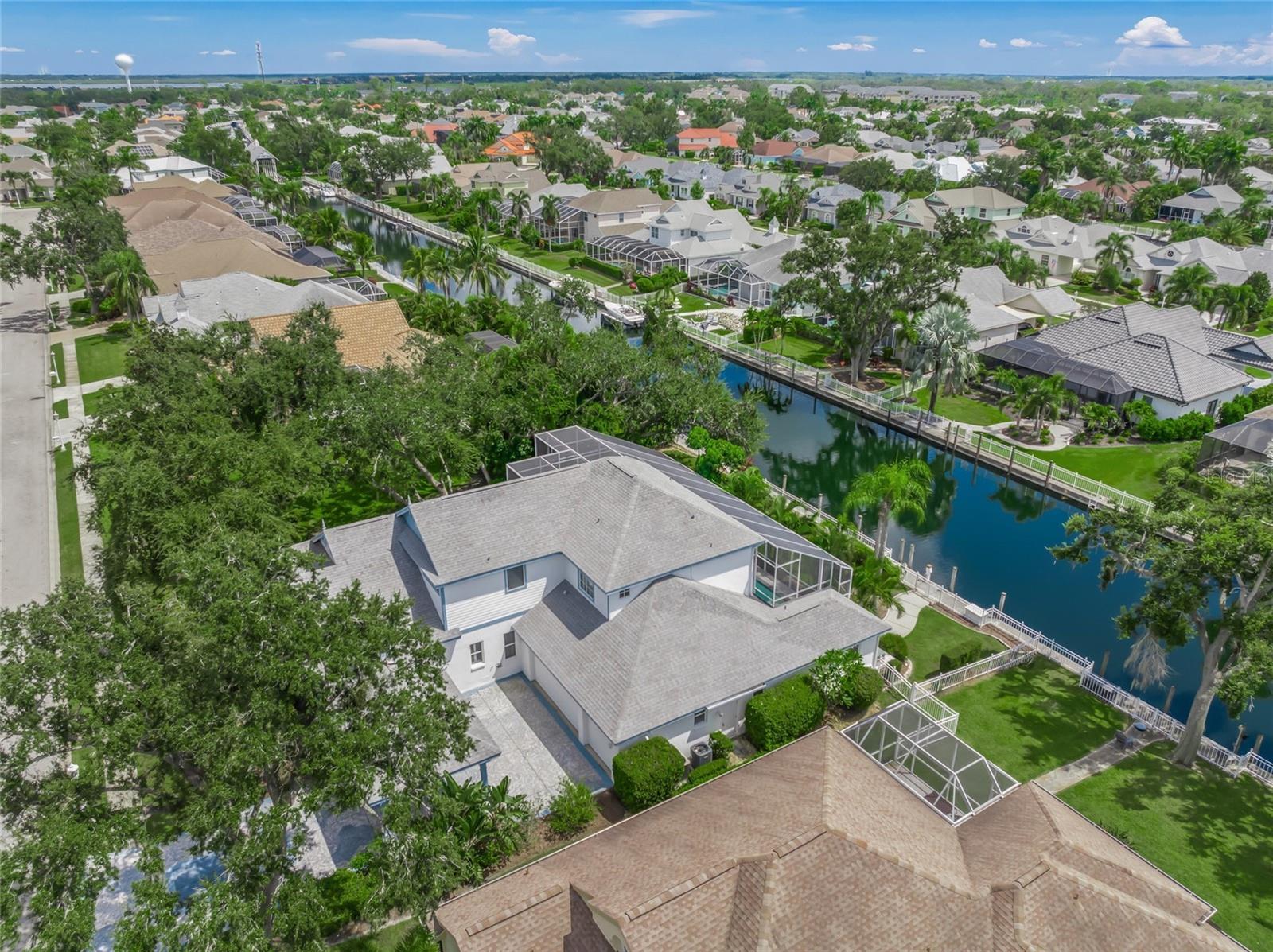 Image 44 of 54 For 4520 Blue Marlin Drive
