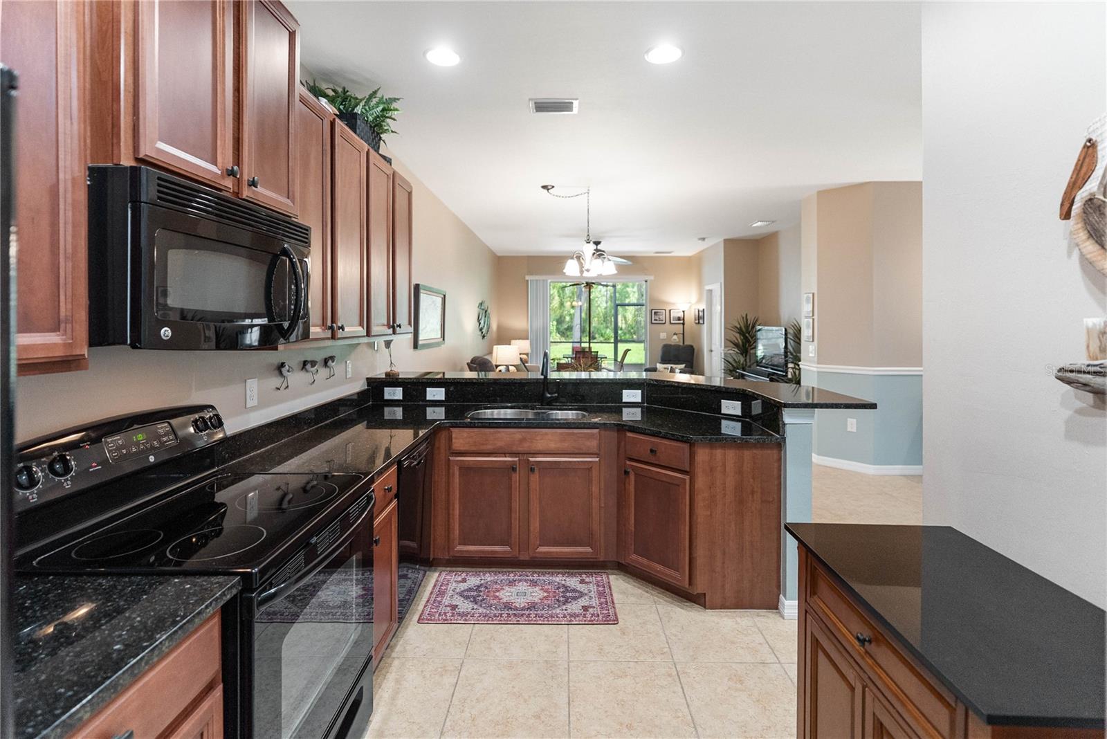 Image 35 of 62 For 13542 Abercrombie Drive