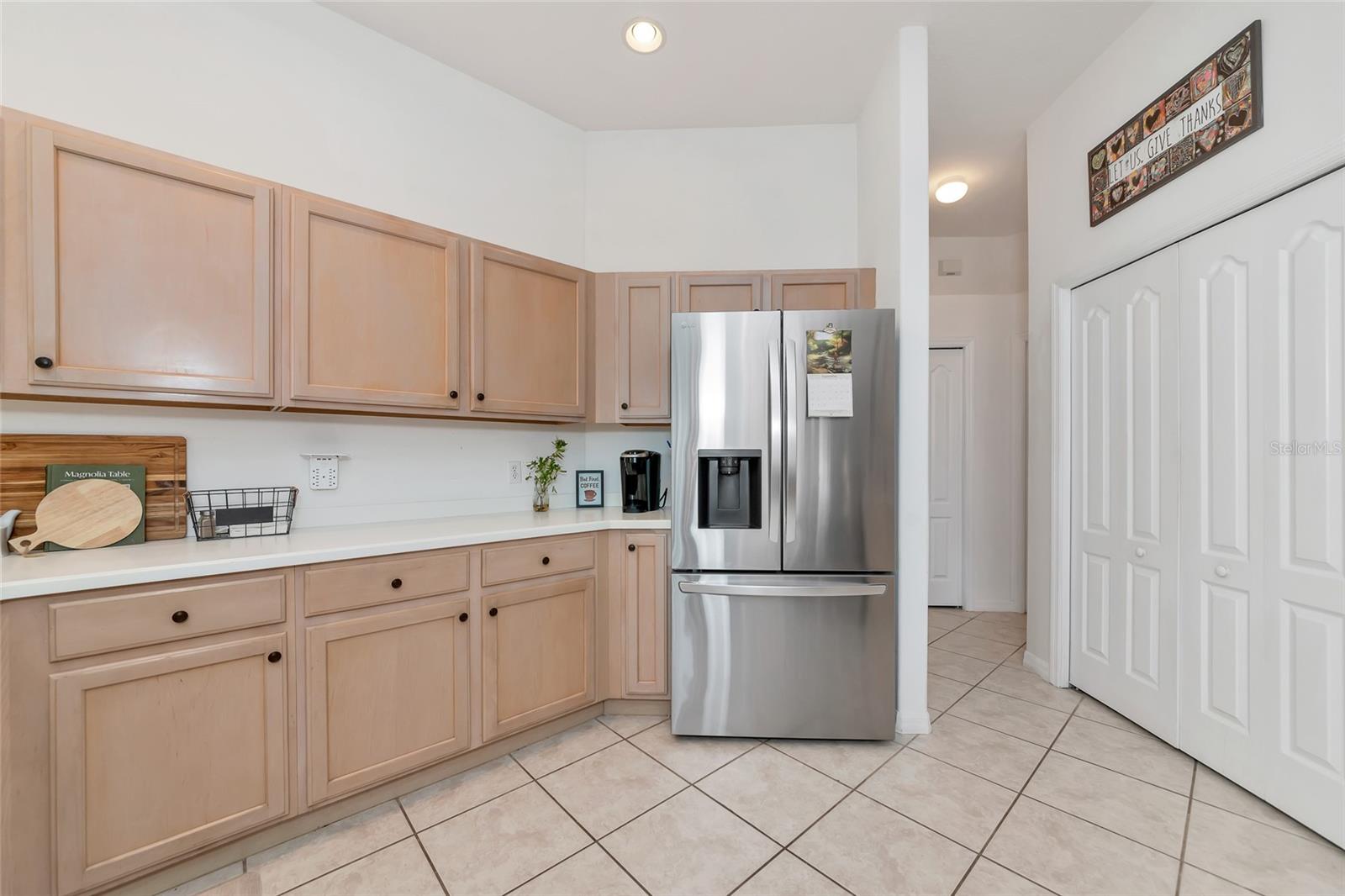 Image 16 of 44 For 4950 Flagstone Drive