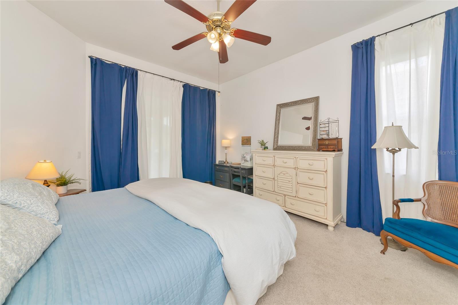 Image 19 of 44 For 4950 Flagstone Drive