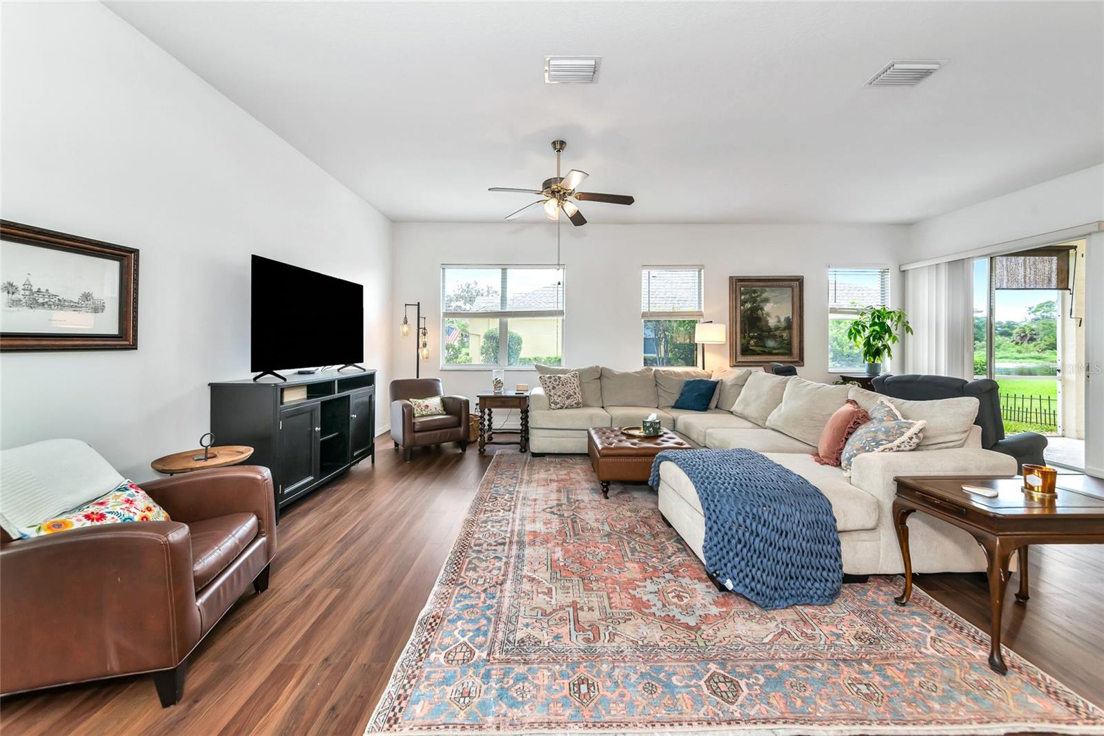 Image 7 of 44 For 4950 Flagstone Drive