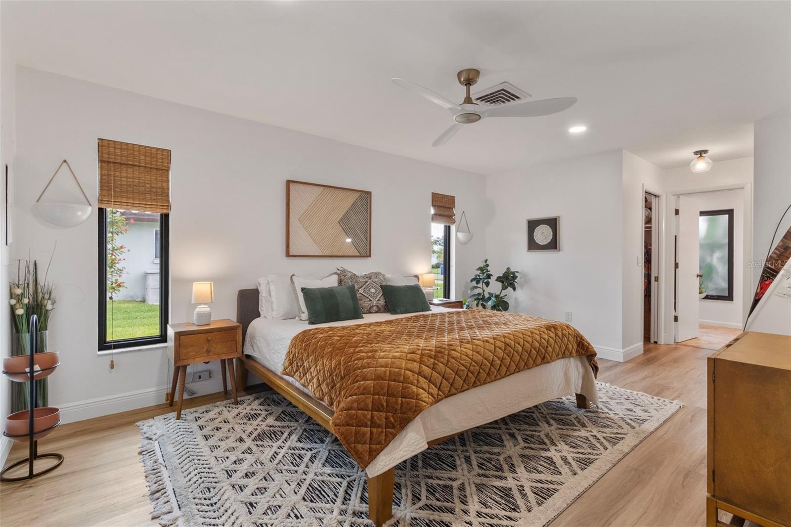 Image 12 of 46 For 305 Angelico Drive