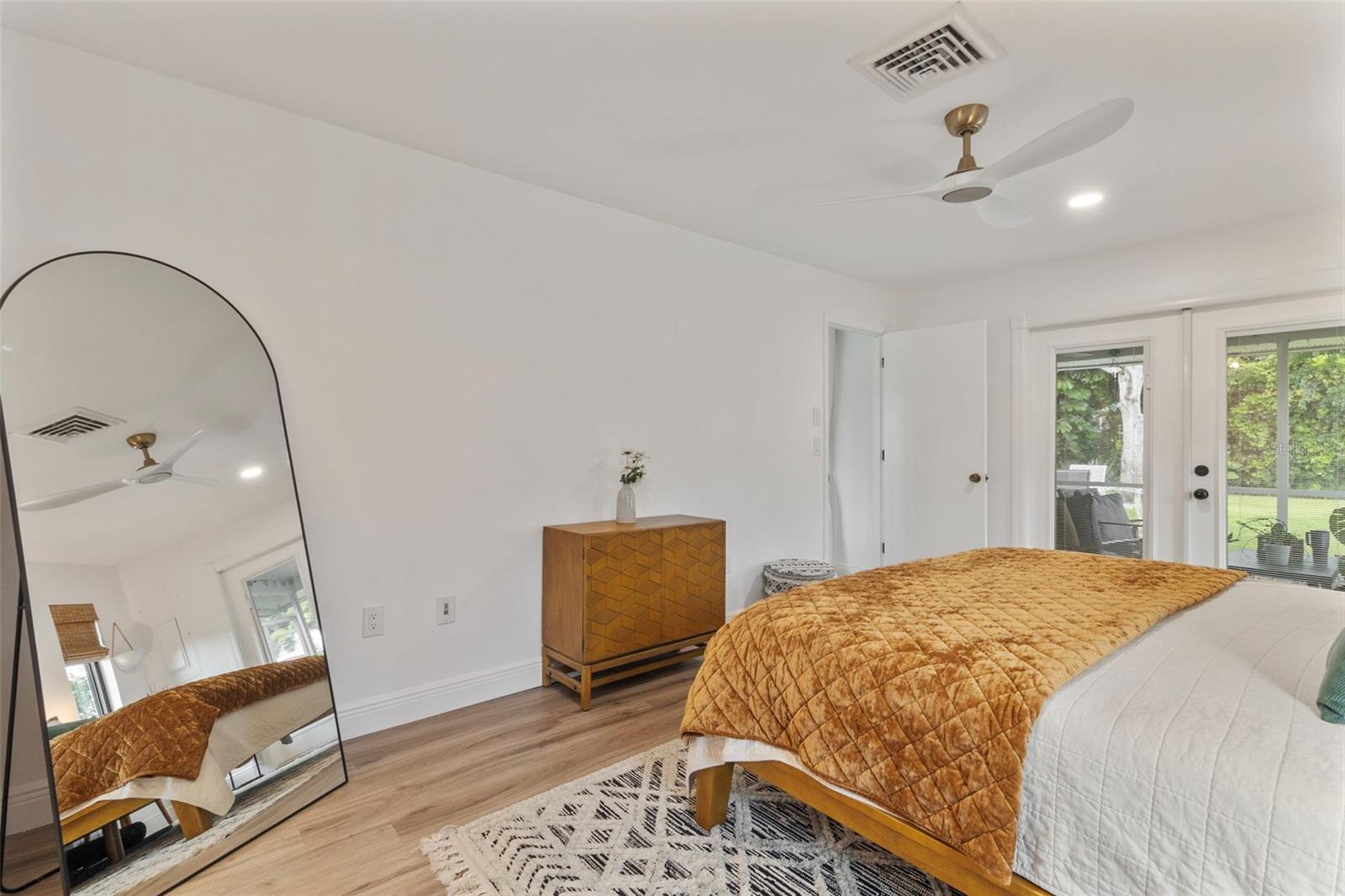 Image 14 of 46 For 305 Angelico Drive
