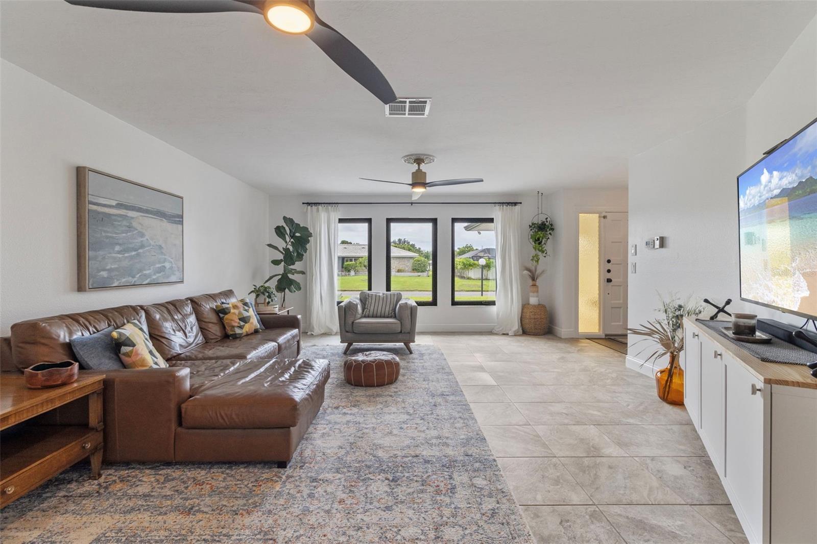 Image 23 of 46 For 305 Angelico Drive