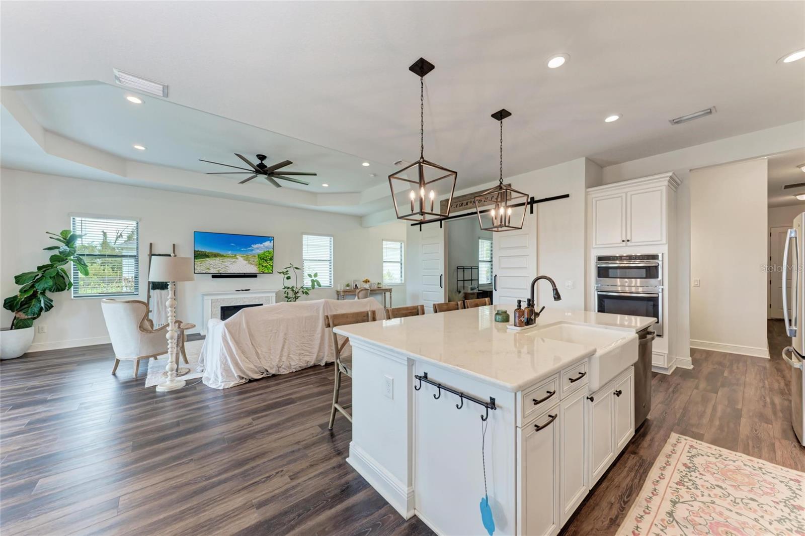 Image 16 of 70 For 13716 Old Creek Court