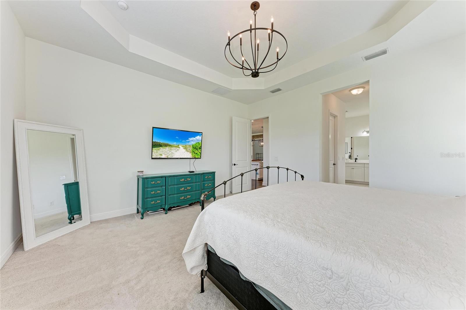 Image 24 of 70 For 13716 Old Creek Court