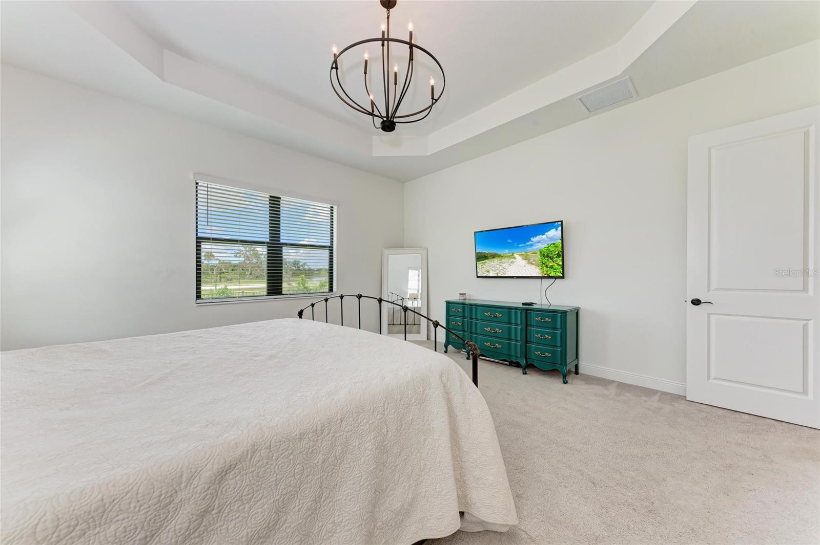 Image 25 of 70 For 13716 Old Creek Court