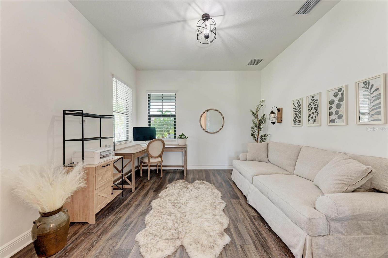 Image 28 of 70 For 13716 Old Creek Court