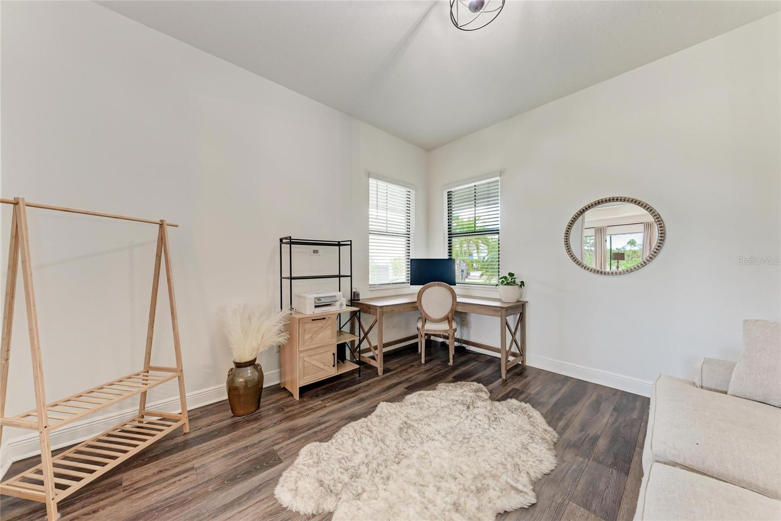 Image 29 of 70 For 13716 Old Creek Court