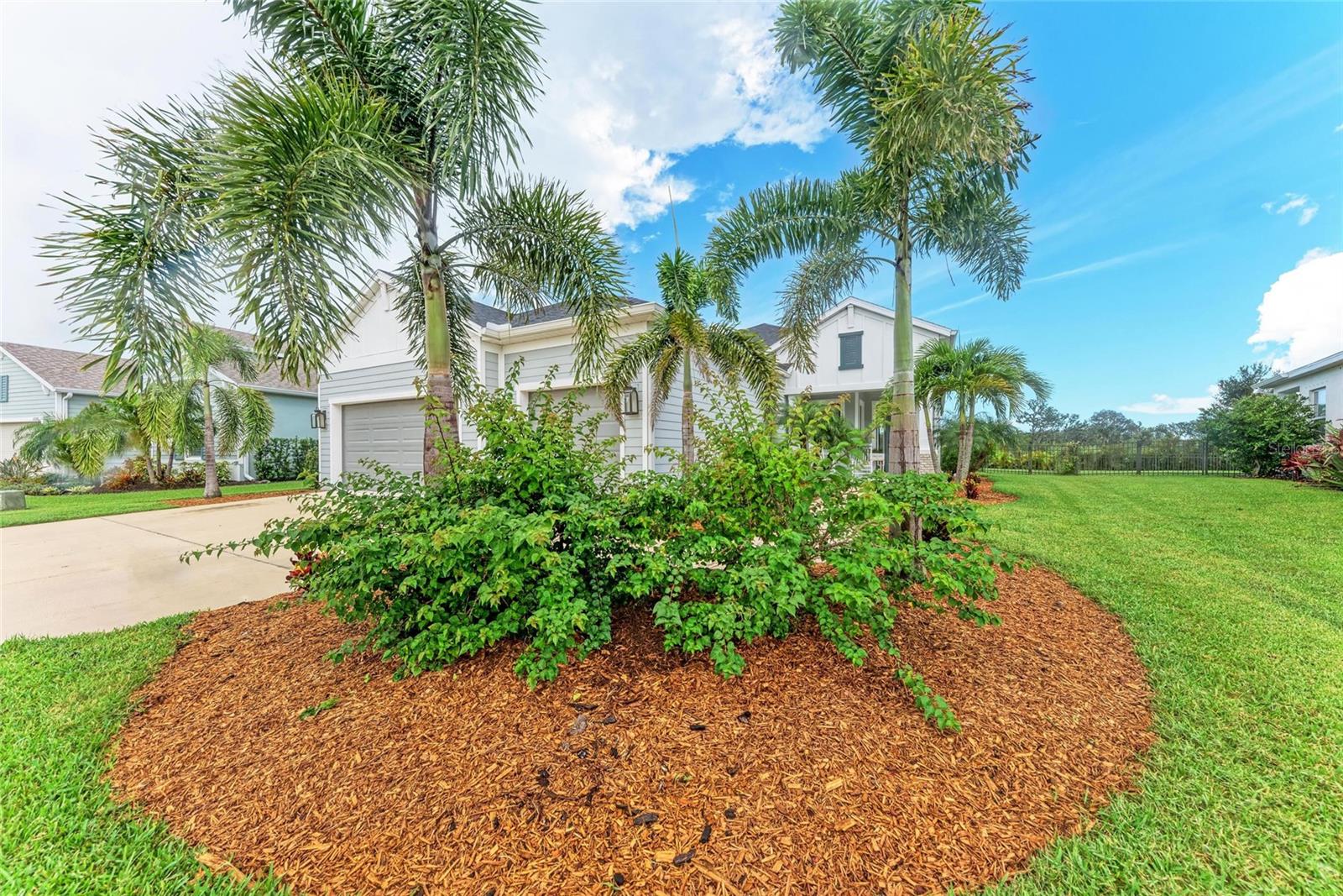 Image 3 of 70 For 13716 Old Creek Court