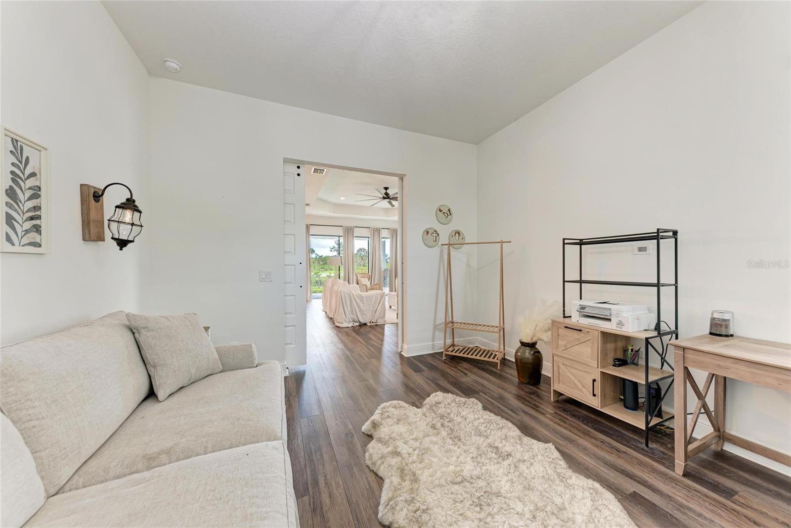 Image 30 of 70 For 13716 Old Creek Court