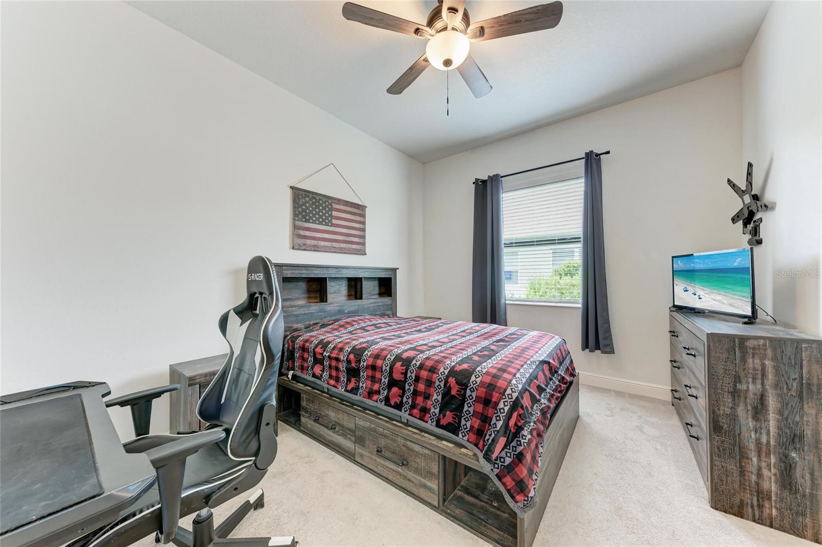 Image 31 of 70 For 13716 Old Creek Court