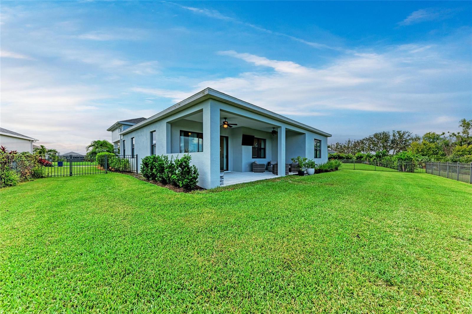 Image 41 of 70 For 13716 Old Creek Court