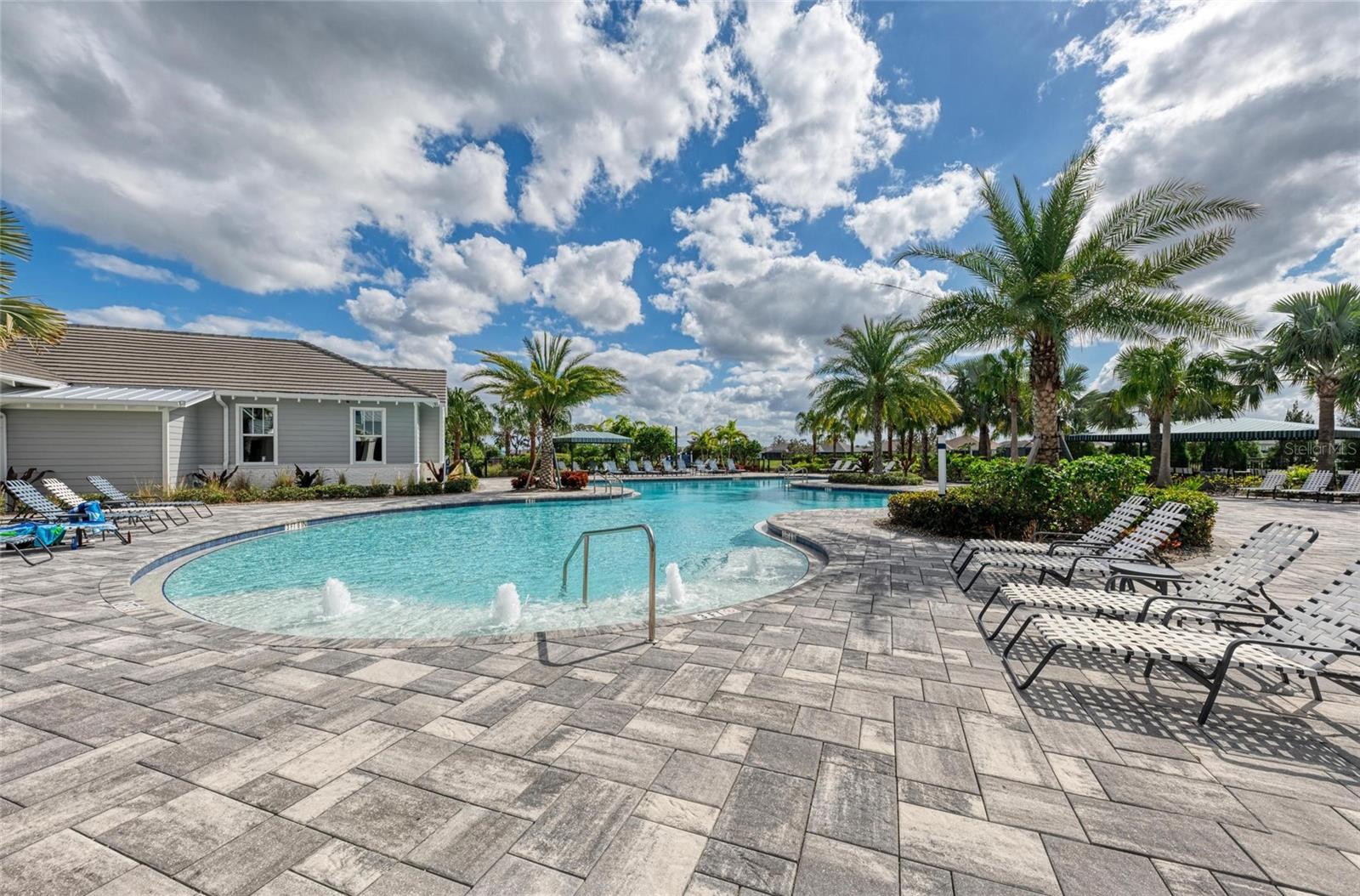 Image 62 of 70 For 13716 Old Creek Court