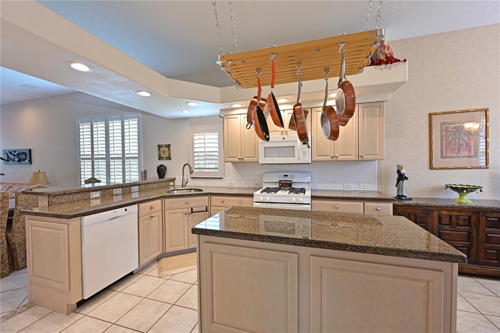 Image 10 of 55 For 5811 White Oak Bayou Court
