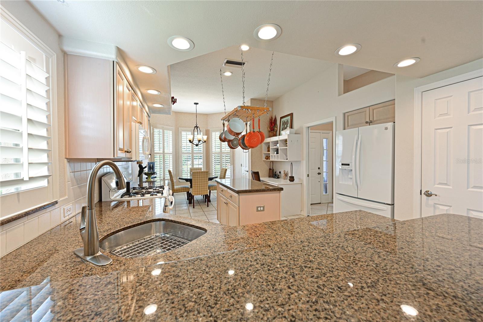 Image 13 of 55 For 5811 White Oak Bayou Court