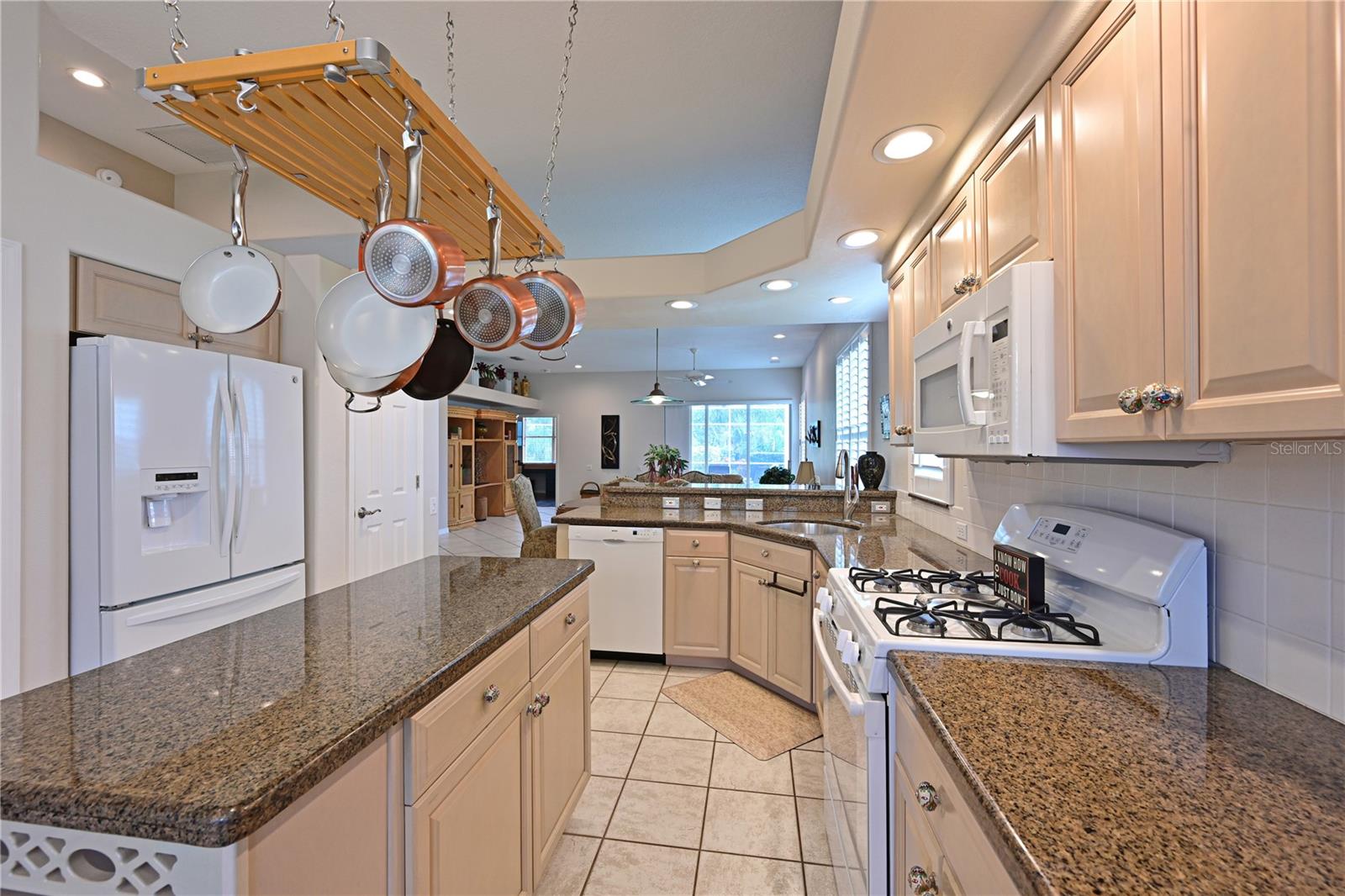 Image 14 of 55 For 5811 White Oak Bayou Court