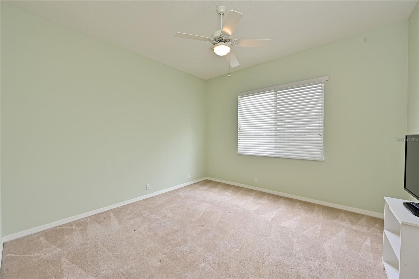 Image 23 of 55 For 5811 White Oak Bayou Court