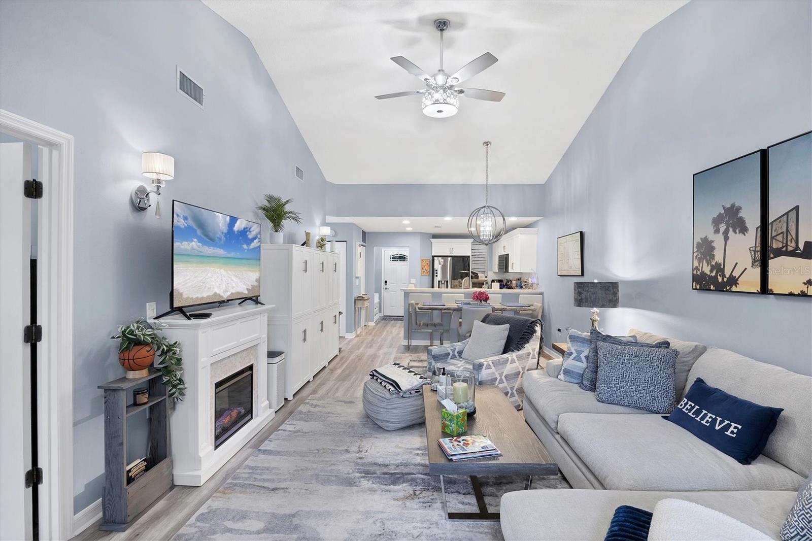 Image 7 of 49 For 3701 54th Drive W 202