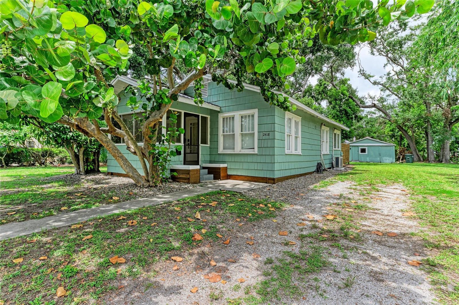 Image 35 of 47 For 2418 12th Avenue W