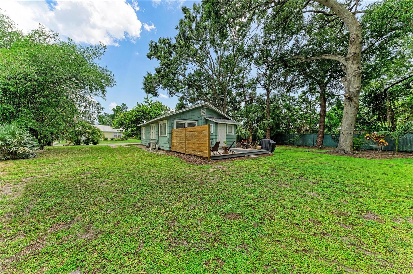 Image 41 of 47 For 2418 12th Avenue W