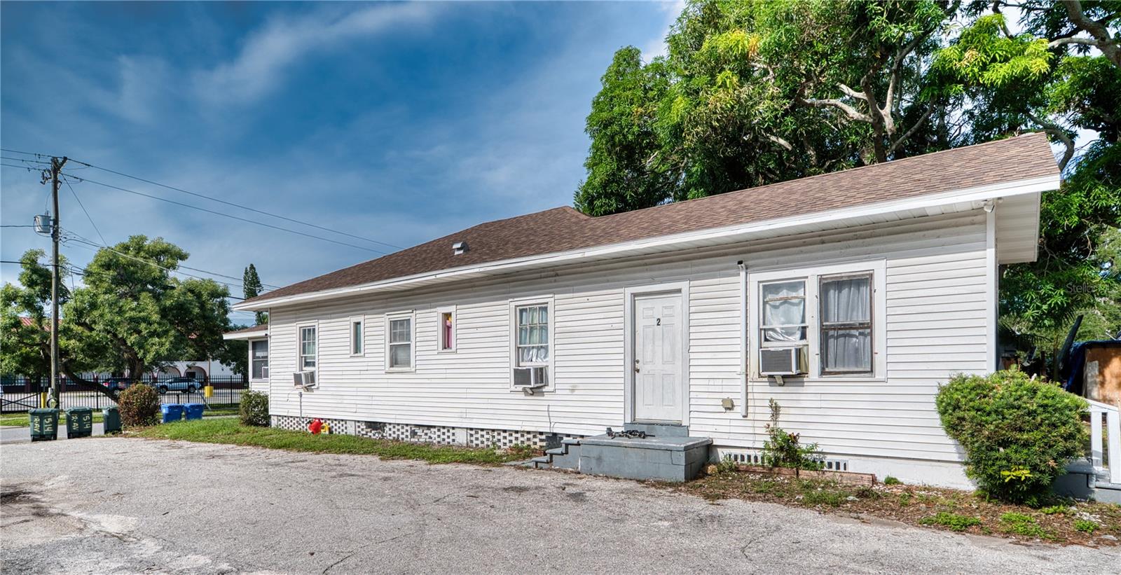 Image 4 of 31 For 1514 12th Avenue W