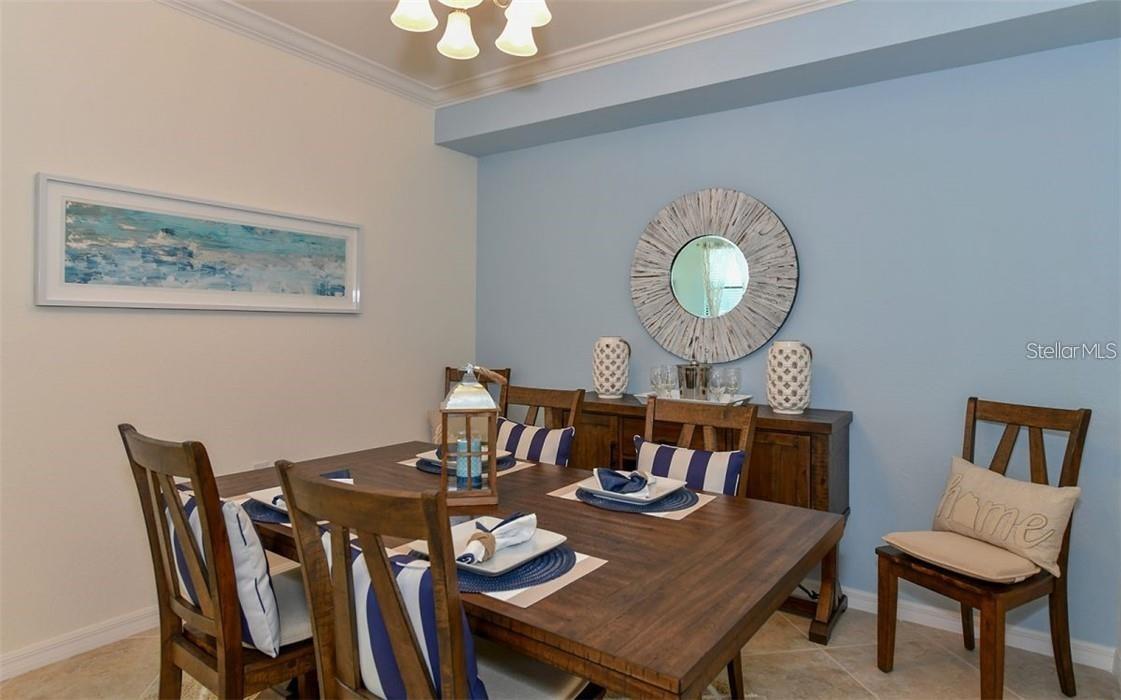 Image 10 of 35 For 16904 Vardon Terrace  201