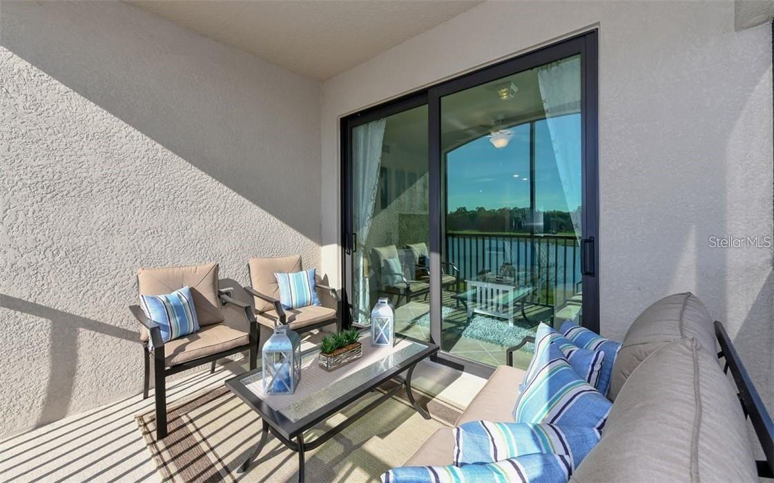 Image 23 of 35 For 16904 Vardon Terrace  201