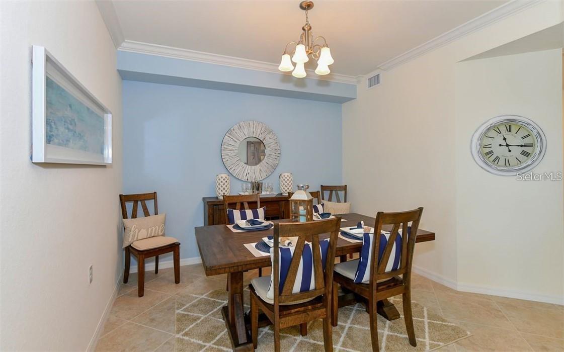 Image 9 of 35 For 16904 Vardon Terrace  201