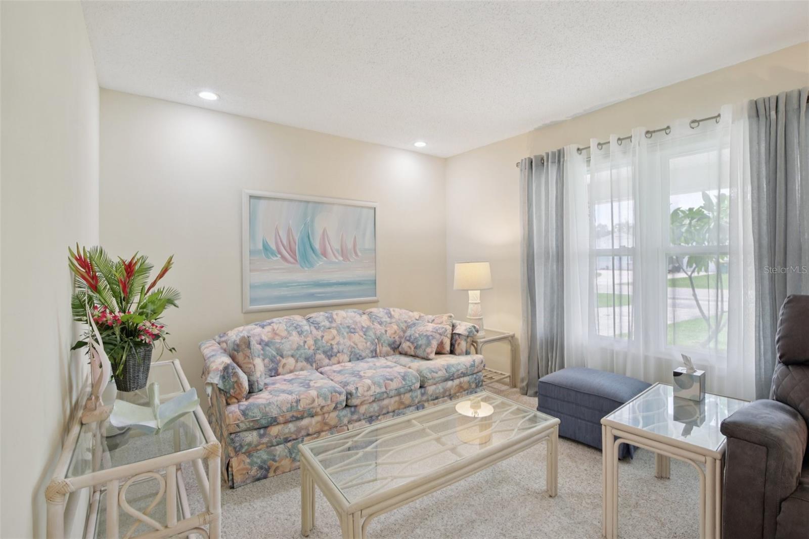 Image 5 of 43 For 2256 Auburn Boulevard