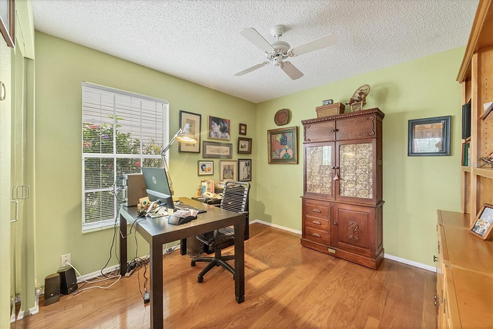 Image 16 of 34 For 3890 40th Avenue W