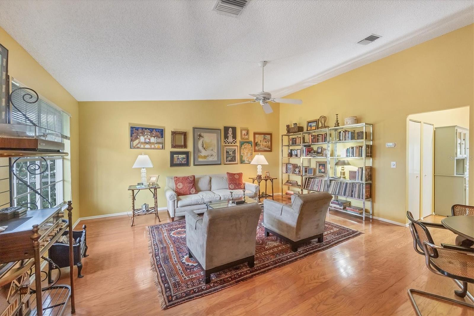 Image 3 of 34 For 3890 40th Avenue W