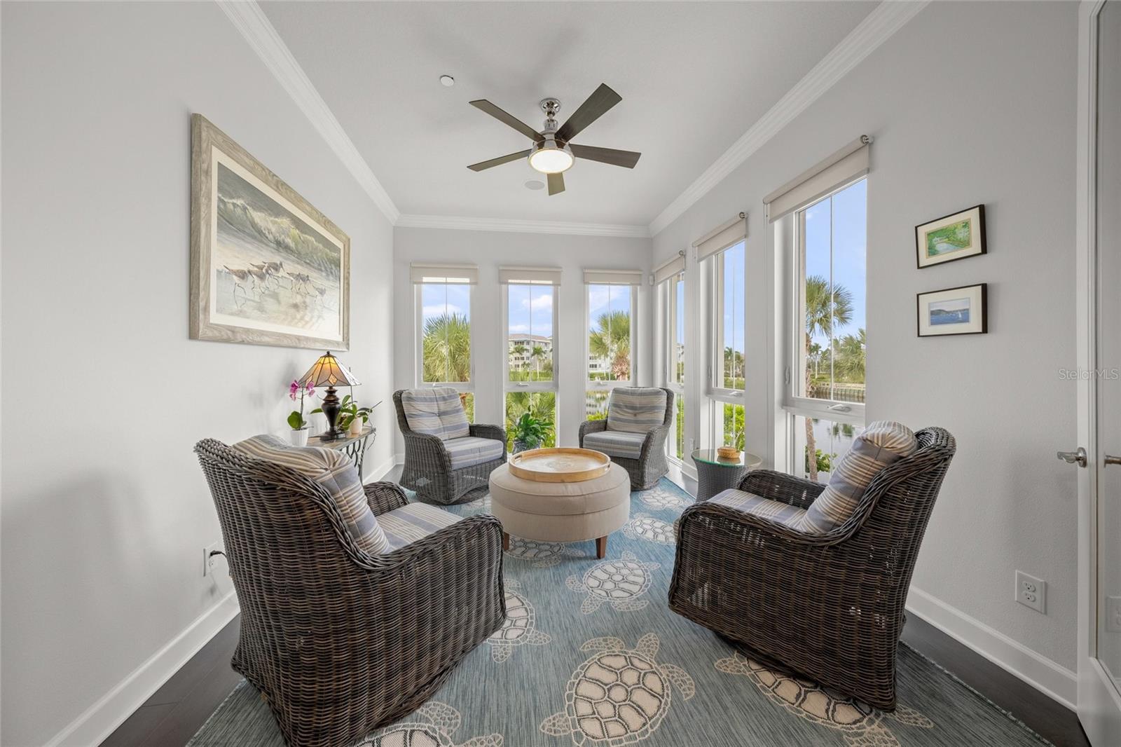 Image 14 of 51 For 340 Sapphire Lake Drive 201