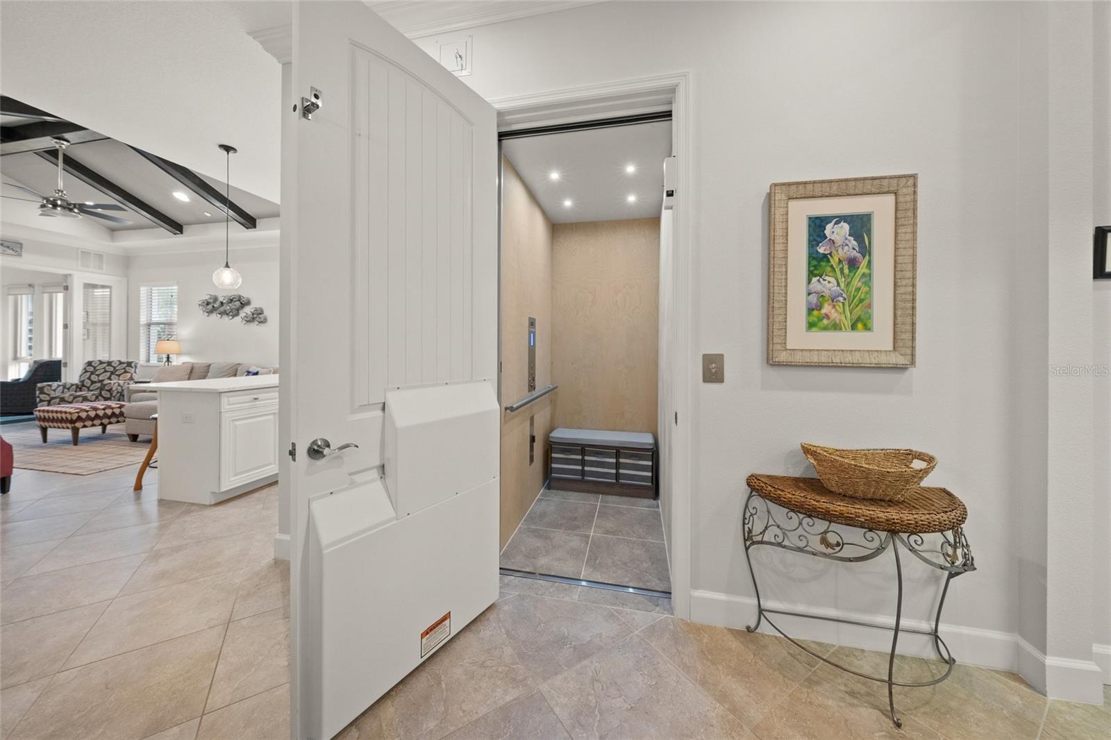 Image 3 of 51 For 340 Sapphire Lake Drive 201