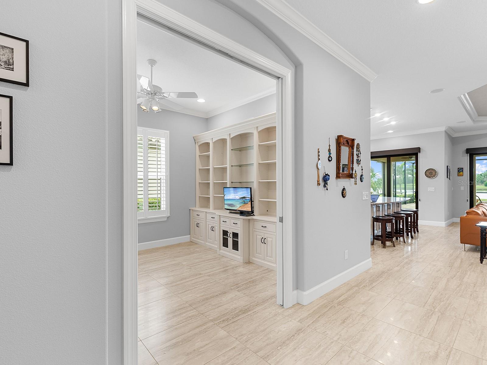 Image 11 of 75 For 12840 Sorrento Way
