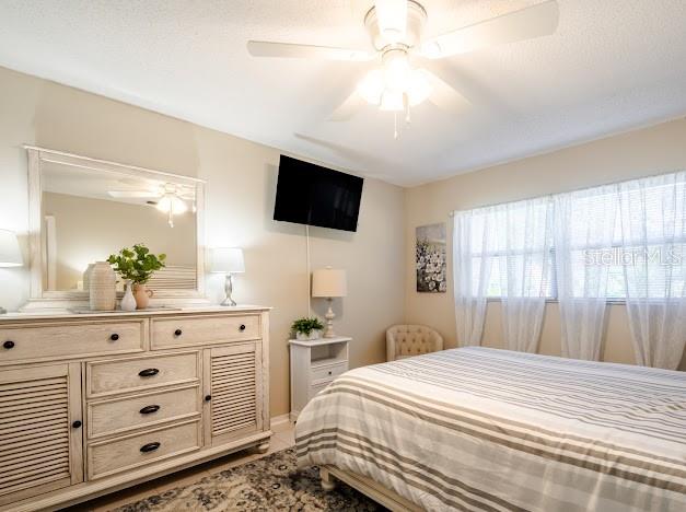 Image 11 of 23 For 709 Wood Lane