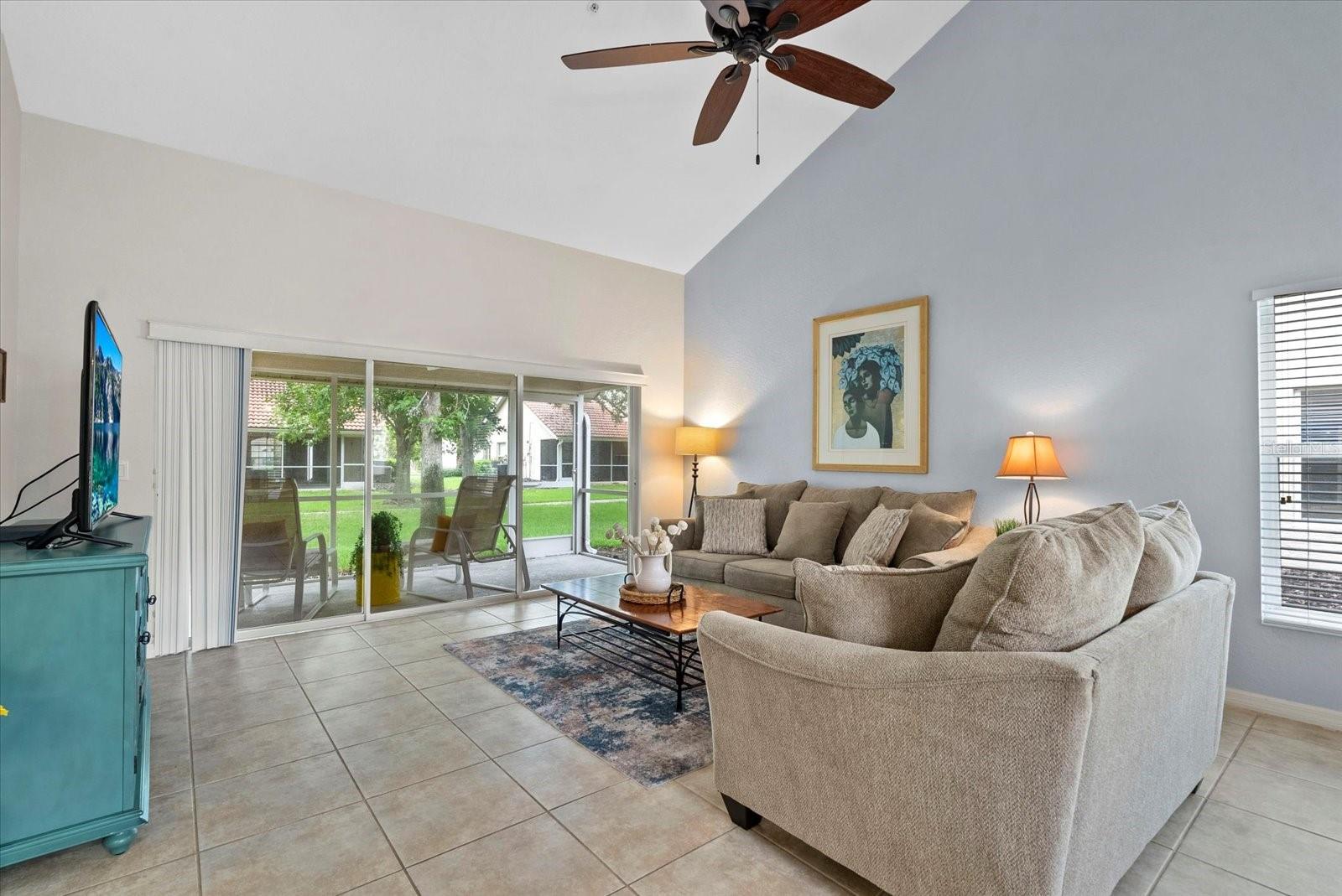 Image 4 of 28 For 7243 Cedar Hollow Circle