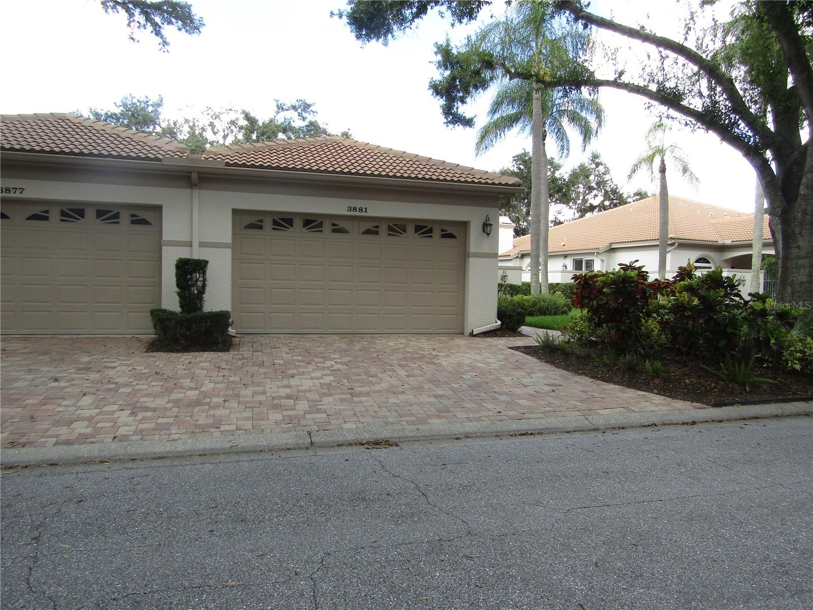 Image 4 of 36 For 3881 Chatsworth Greene Court 20