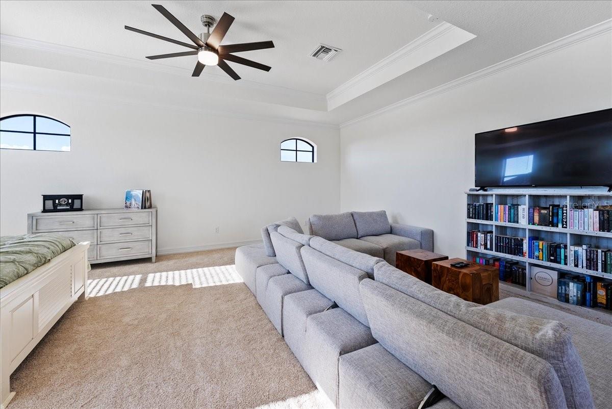Image 33 of 79 For 5553 Mulligan Way