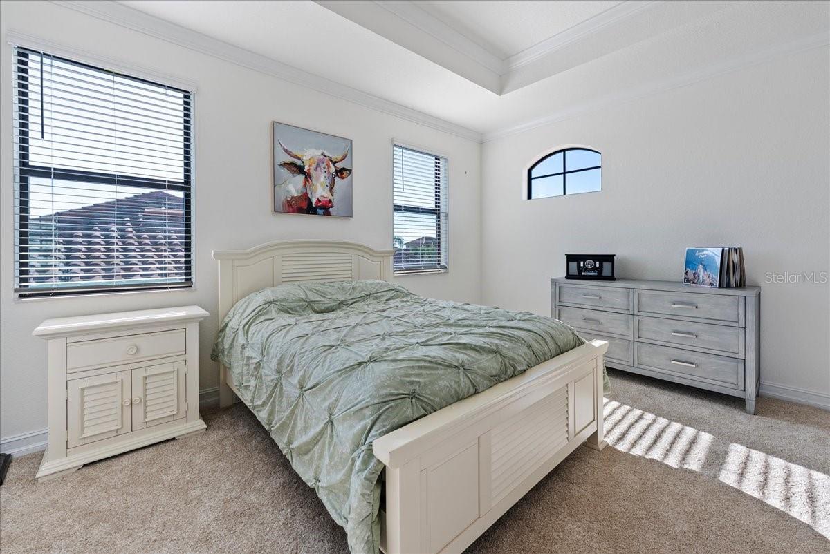 Image 34 of 79 For 5553 Mulligan Way