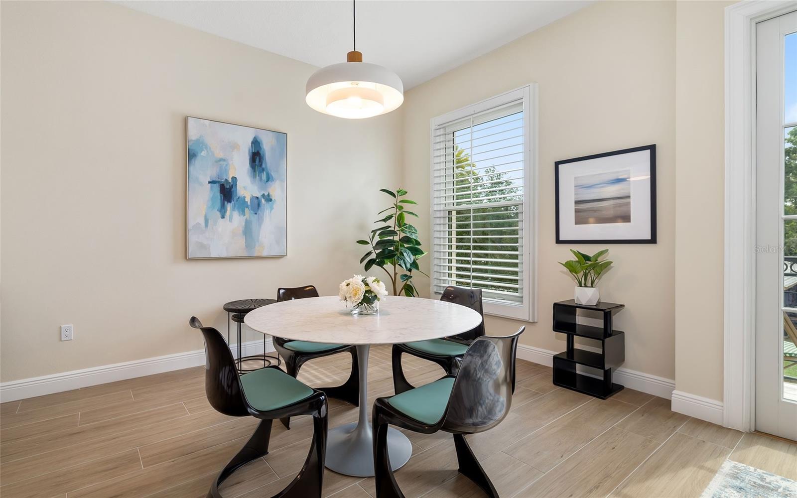 Image 12 of 44 For 555 Orange Avenue 207
