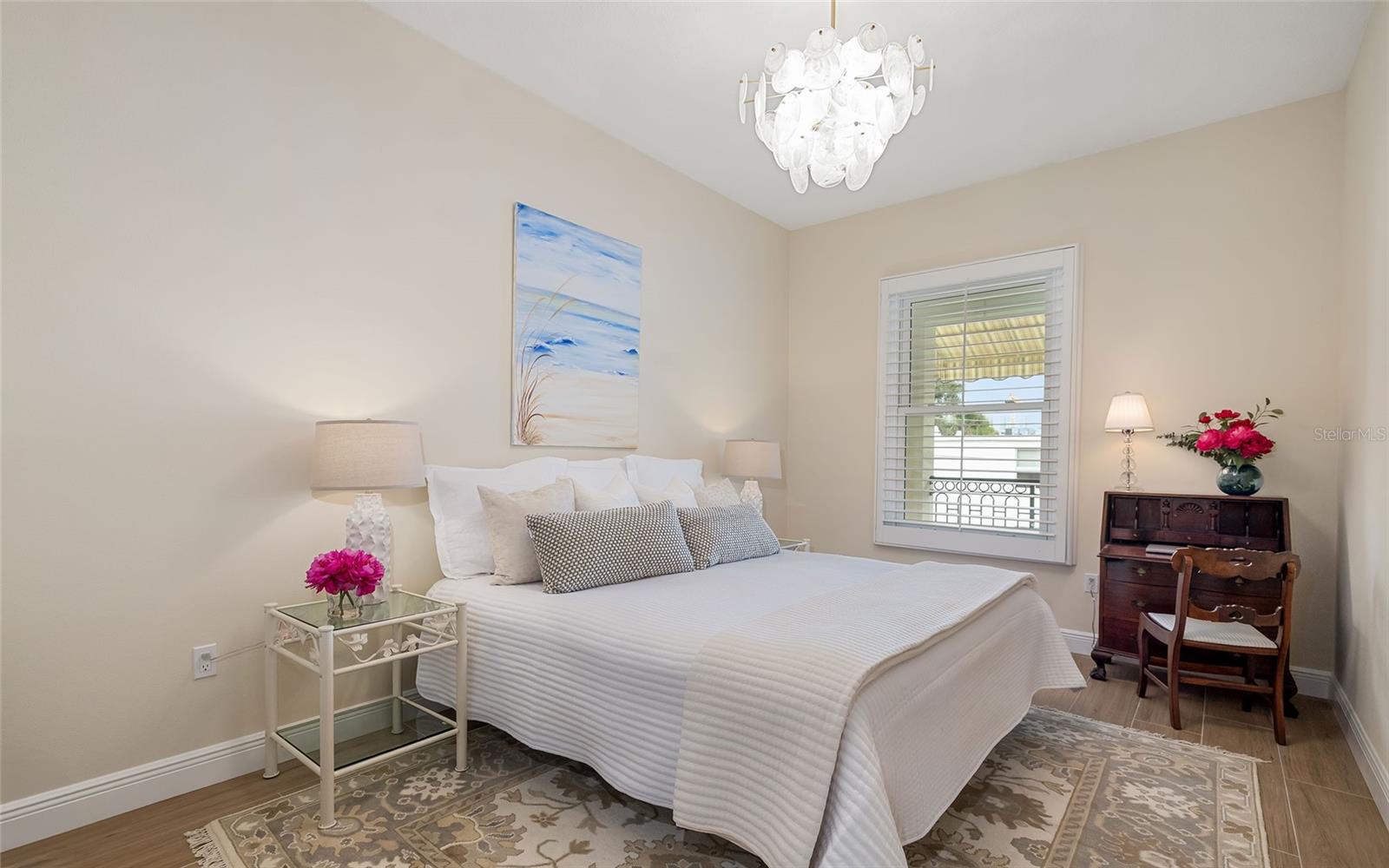 Image 17 of 44 For 555 Orange Avenue 207
