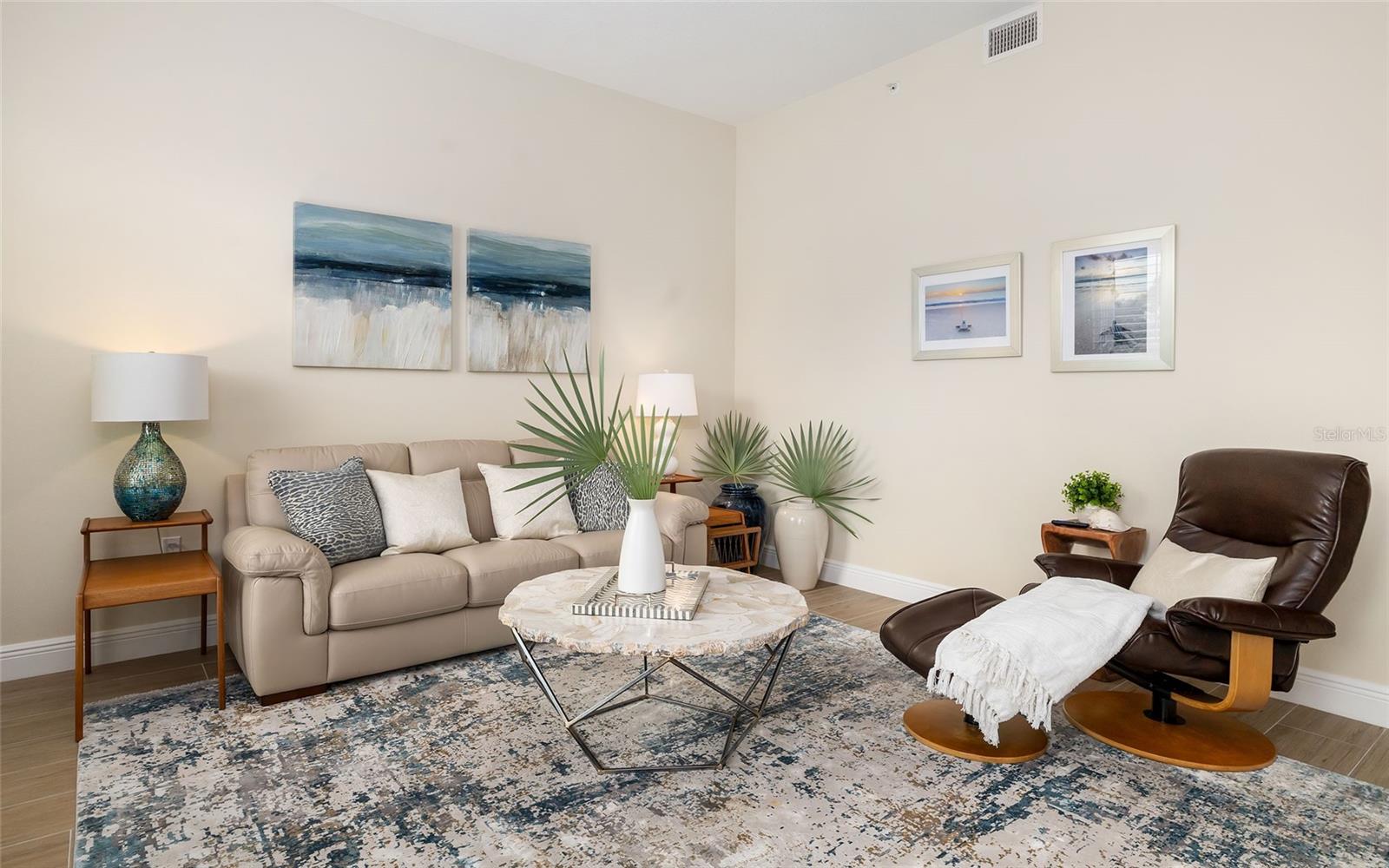 Image 9 of 44 For 555 Orange Avenue 207
