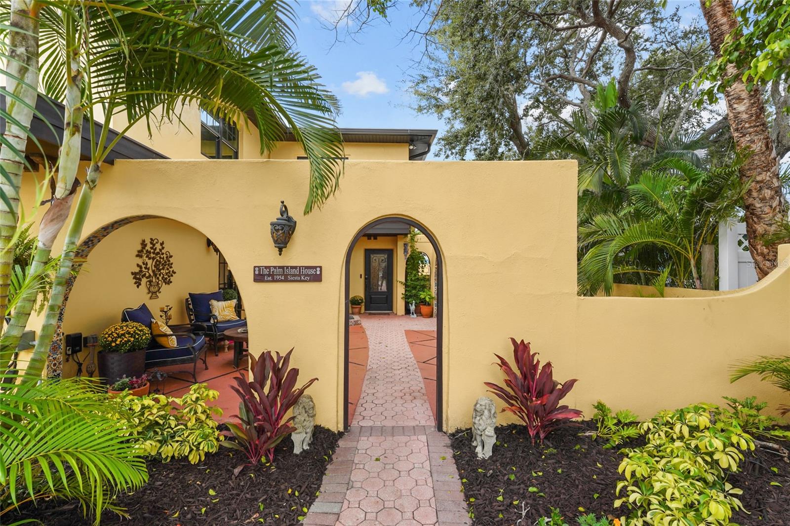 Image 12 of 71 For 5354 Calle Florida