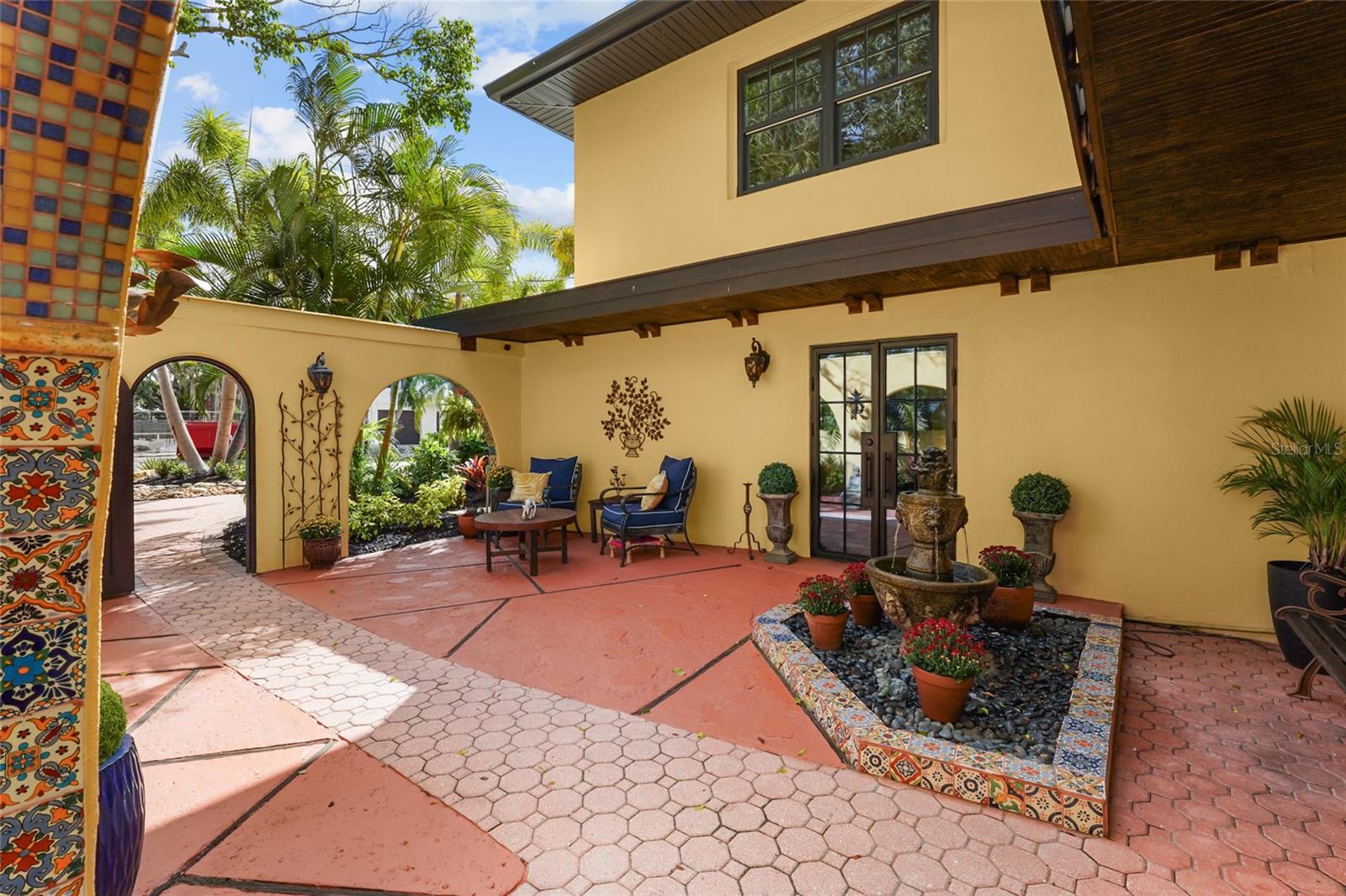 Image 13 of 71 For 5354 Calle Florida